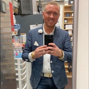 Meet your Posher, James